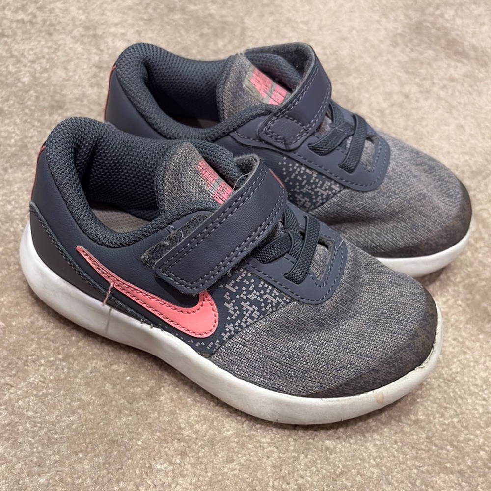 Nike Kids' Flex Contact Gray and Pink Sneakers